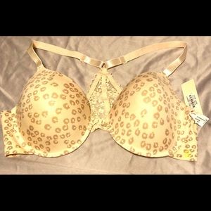 42 D Front Close Bra New
